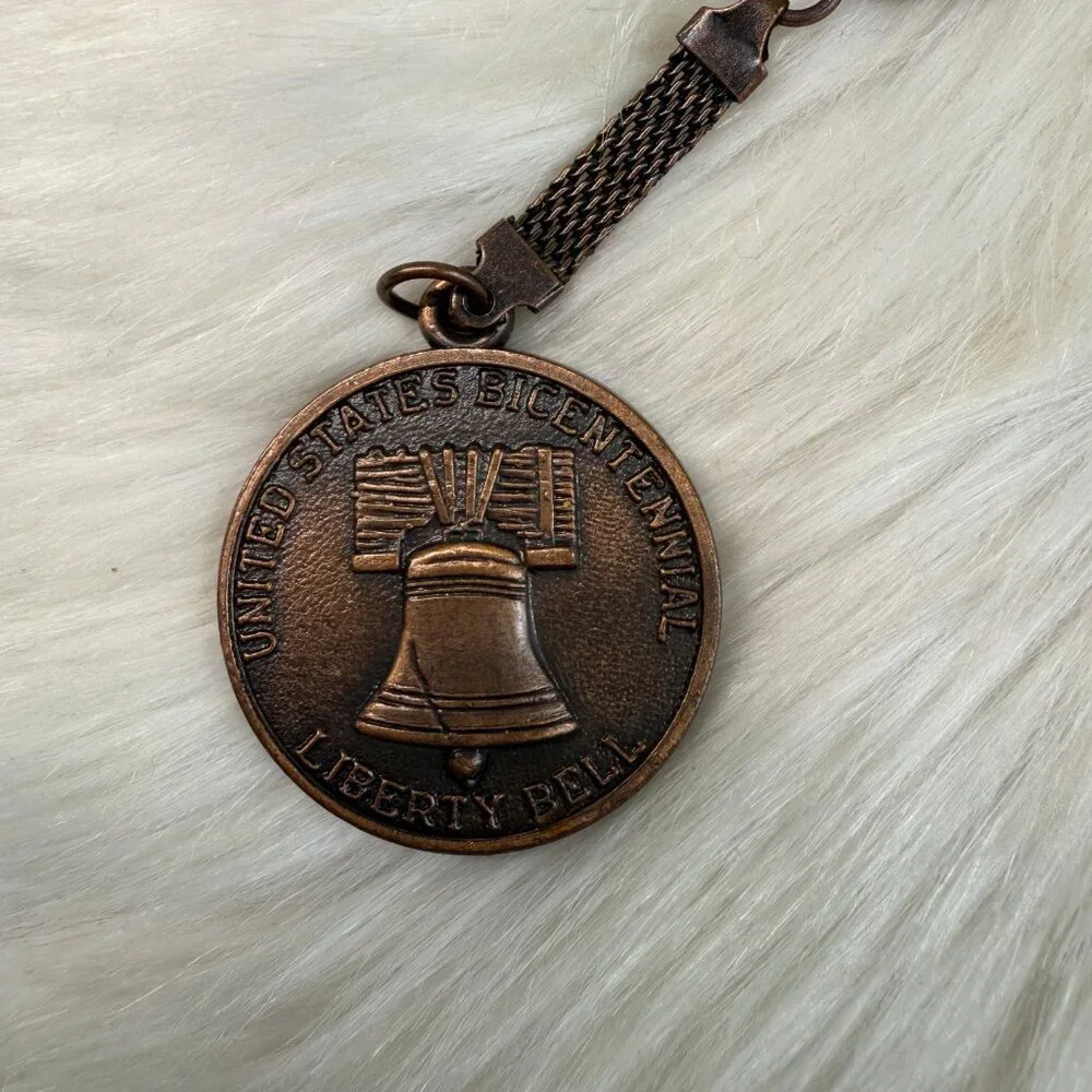 Vintage Bicentennial Liberty Bell 1776-1976 Bronze Medallion Keychain